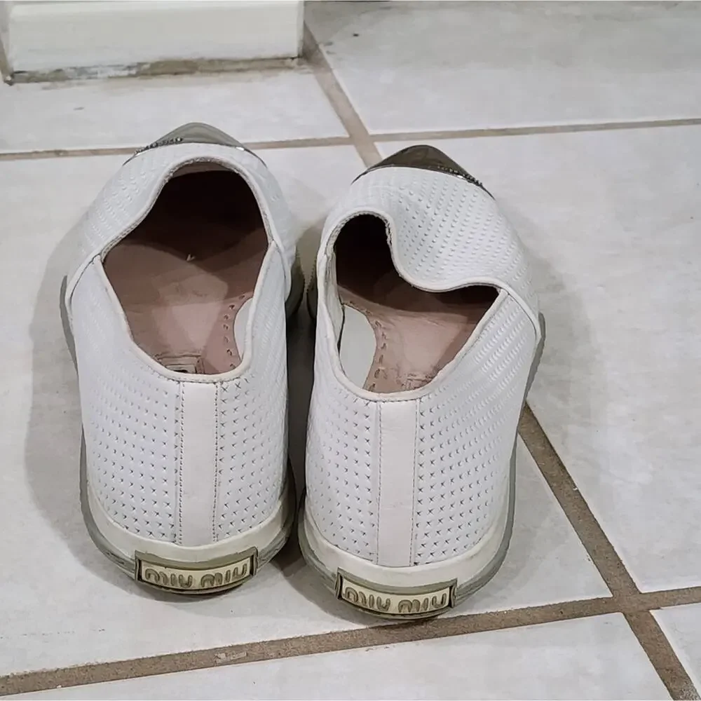 Miu Miu Embossed white metallic silver Leather Cap-Toe loafers 37 us size 6.5‎ 7